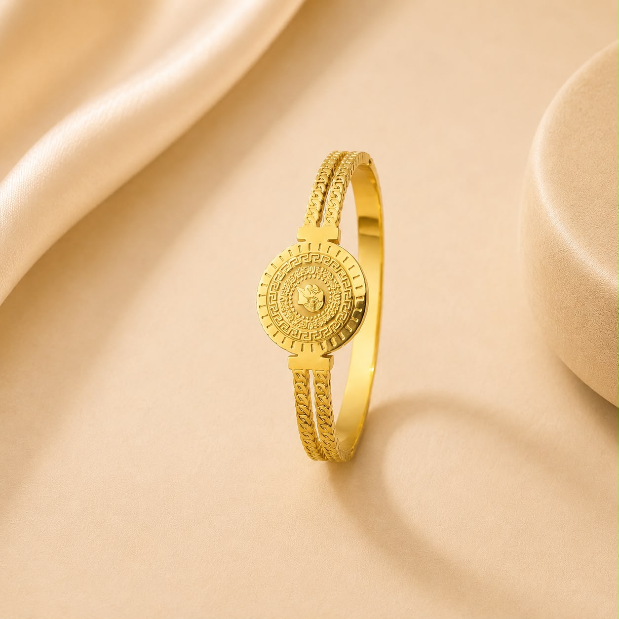 WuZetian Premium Gold-Finish Artificial Designer Bangle Bracelet