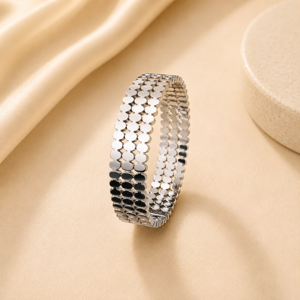 WuZetian Silver-Tone Grid Pattern Bracelet | Premium Artificial Jewelry for Men & Women