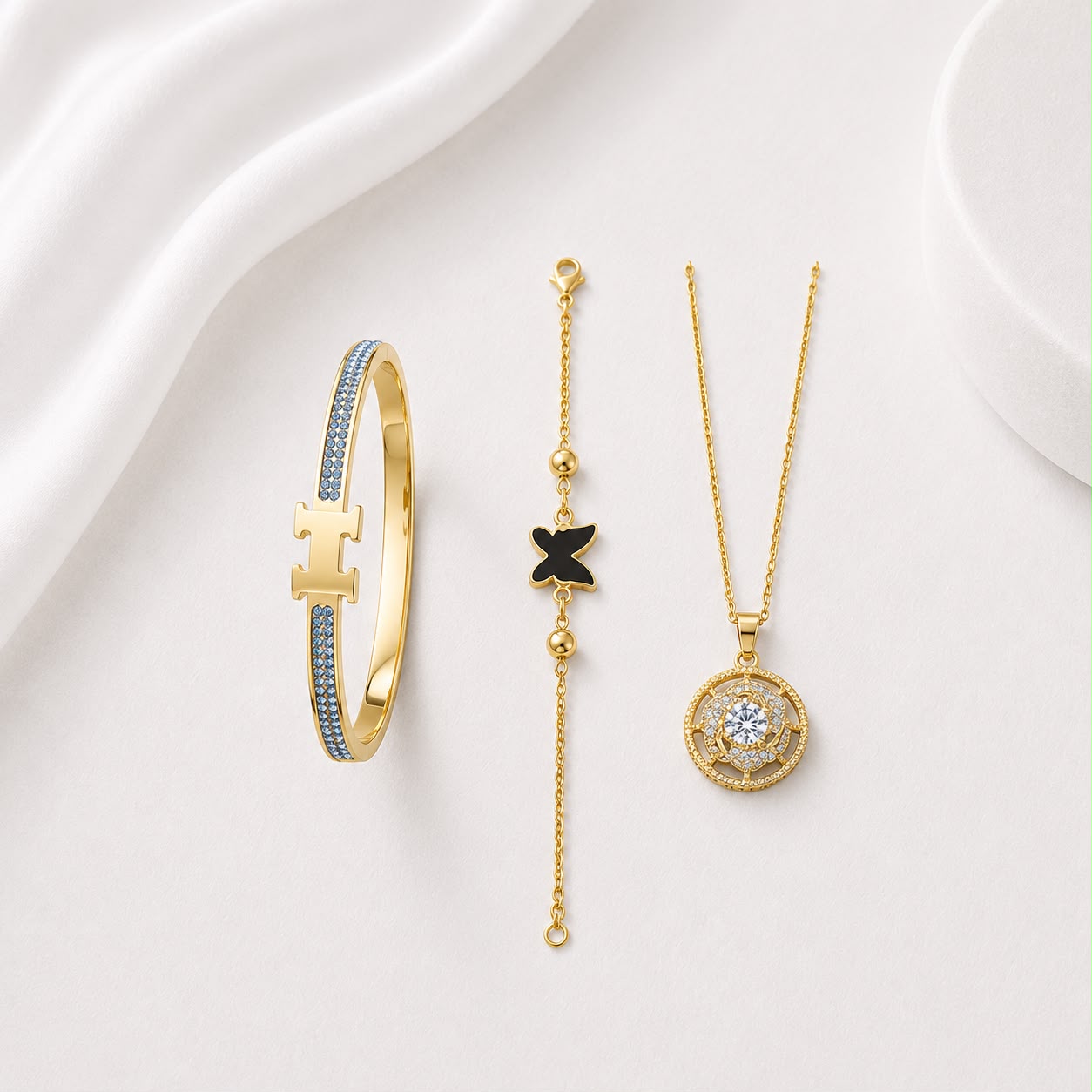 WuZetian's Deal of Hearts | 1 Elegant Pendant and 2 Stylish Bracelets For Women