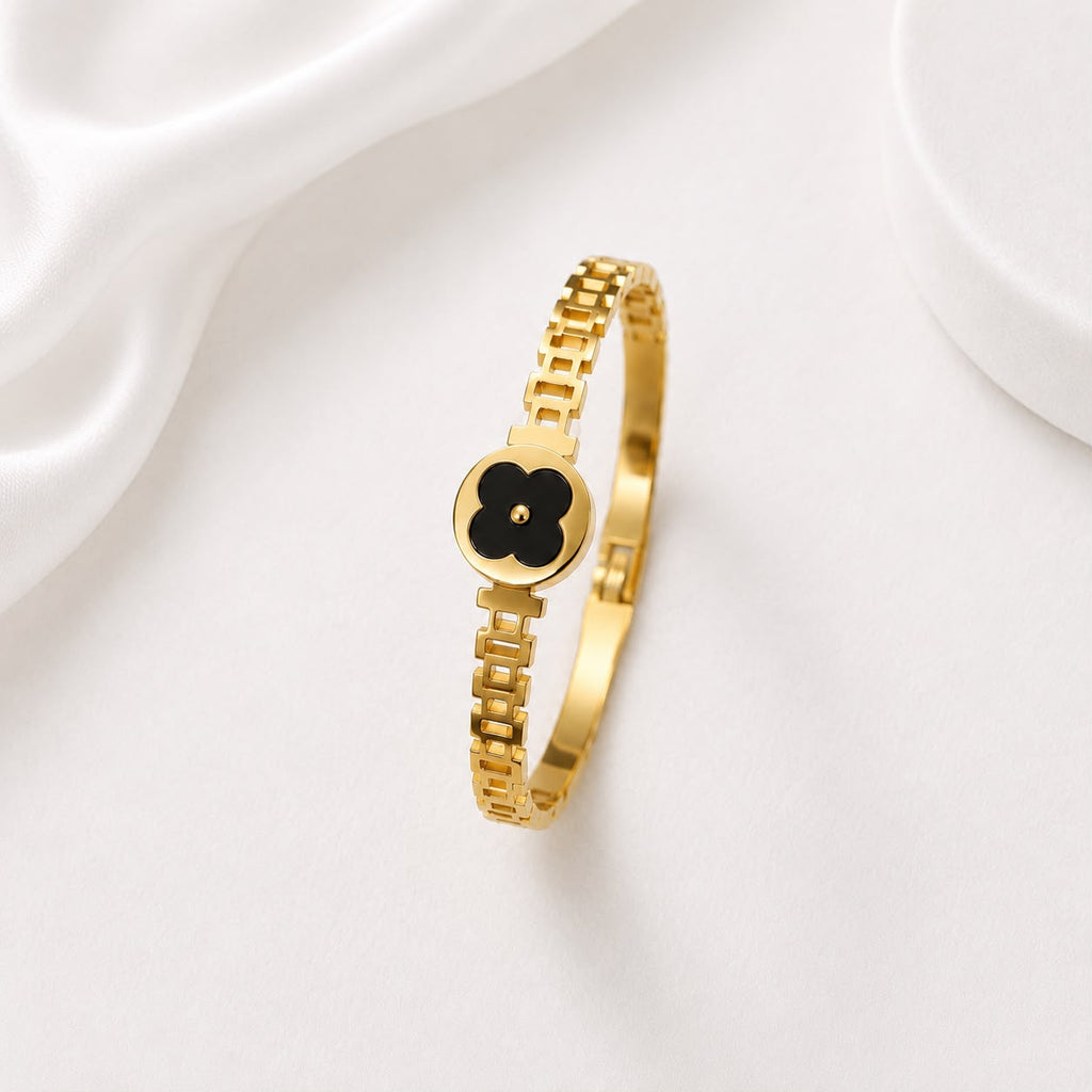 WuZetian Gold Cuff Bracelet with Black Star Clover Charm | Elegant Artificial Jewelry for Women